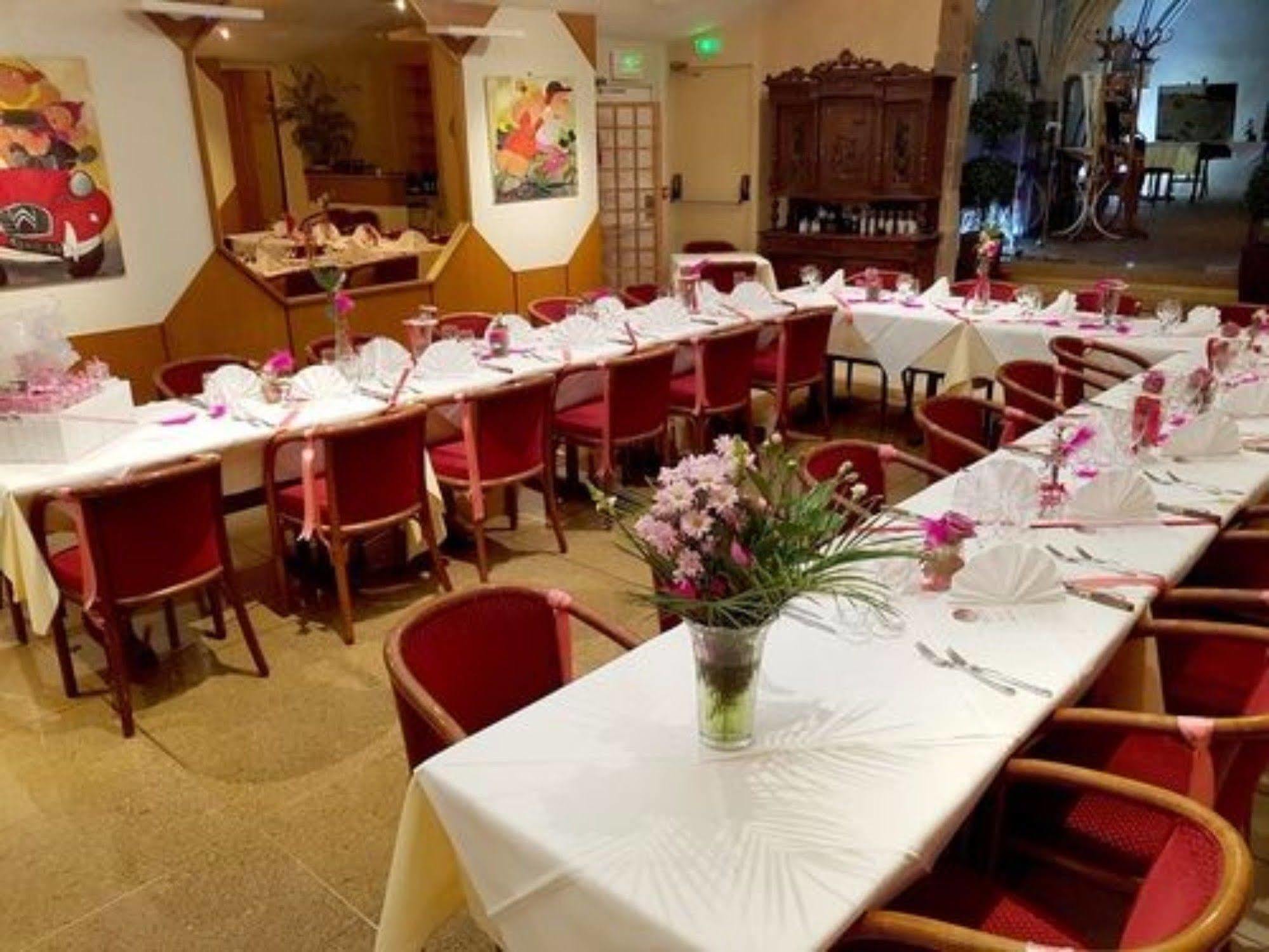 Logis Hotel De Paris Saint-Avold Ngoại thất bức ảnh